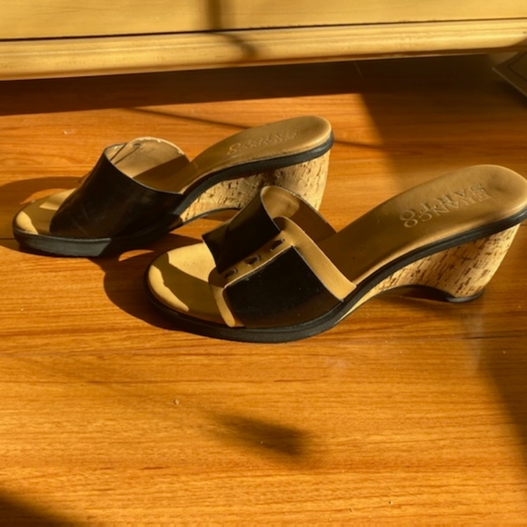 Franco Sarto Sandles - Picture 1 of 4